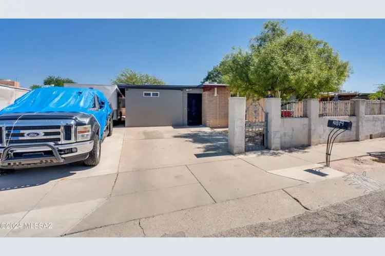 Single-family house For Sale in Tucson, Arizona