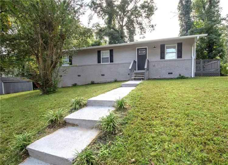 Single-family house For Sale in 1101, White Oak Avenue Southwest, Atlanta, Georgia