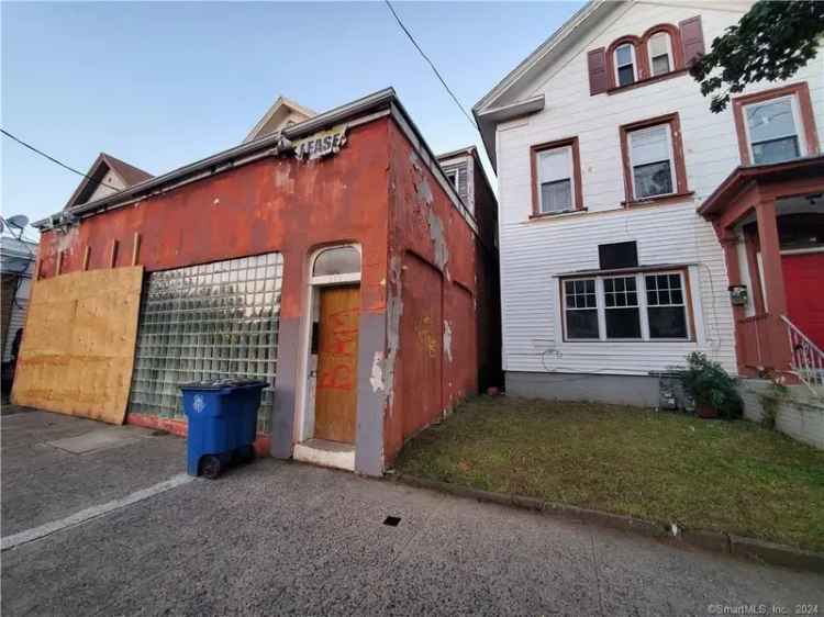 Multi-family house For Sale in 265;267, Dixwell Avenue, New Haven, Connecticut