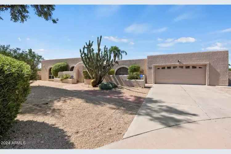 Single-family house For Sale in Scottsdale, Arizona