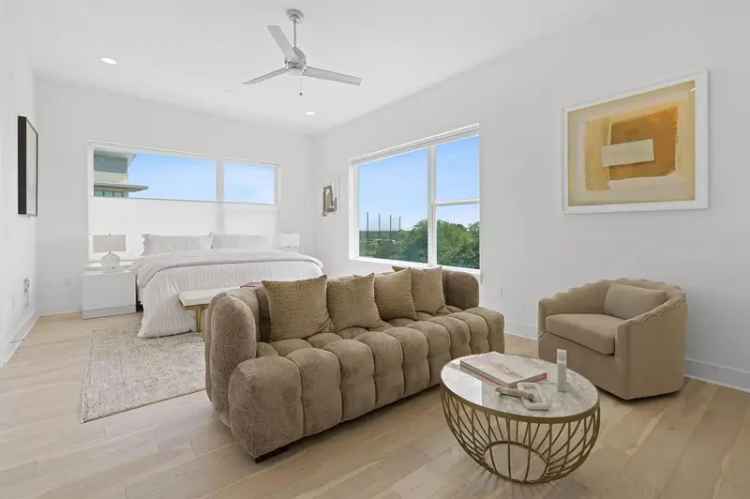 Condo For Sale in 2805, McCurdy Street, Austin, Texas