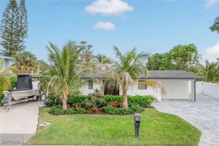 Single-family house For Sale in 27272, J C Lane, Bonita Springs, Florida