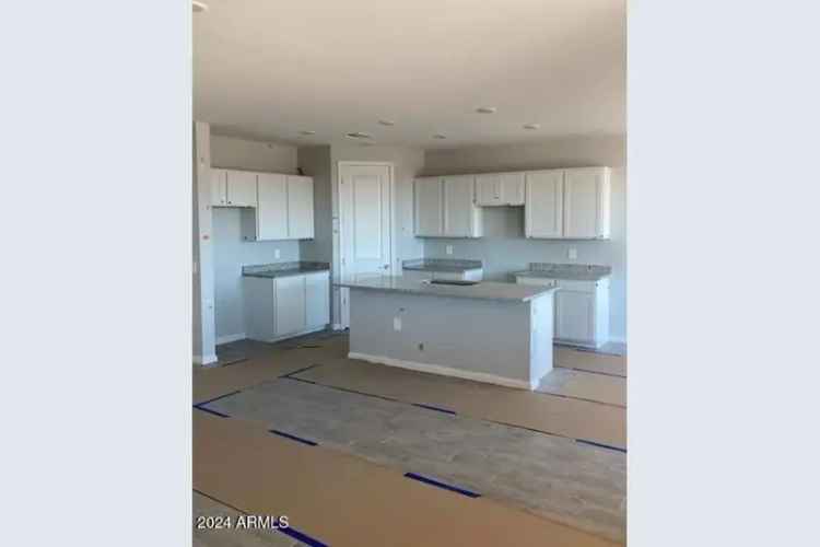 Single-family house For Sale in 3449, South 177th Avenue, Goodyear, Arizona