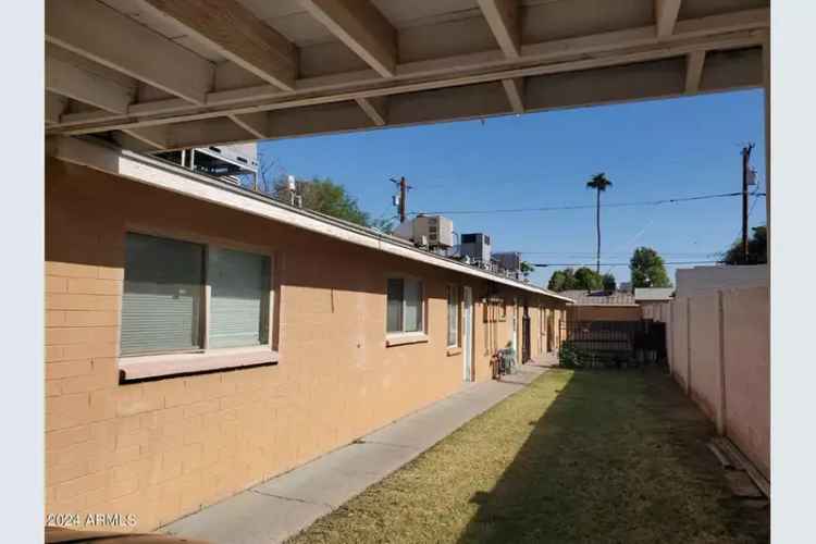 Multi-family house For Sale in 2823, North 30th Place, Phoenix, Arizona