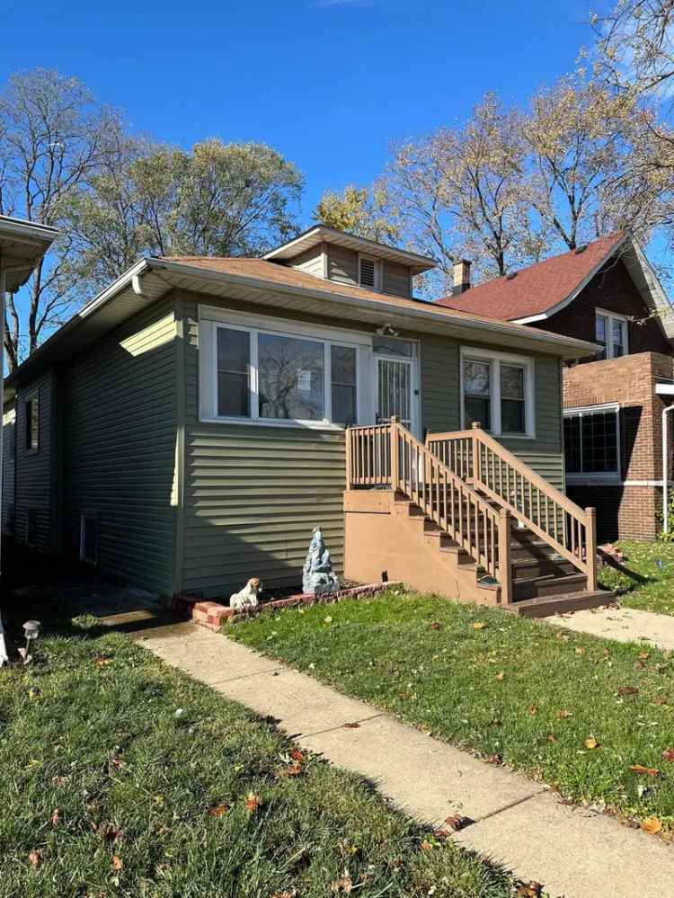 Single-family house For Sale in 4404, Northcote Avenue, East Chicago, Indiana