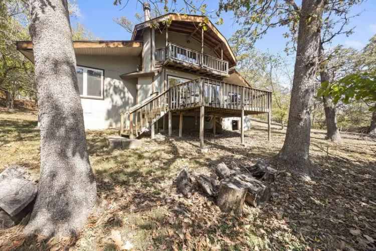 Single-family house For Sale in Eureka Springs, Arkansas