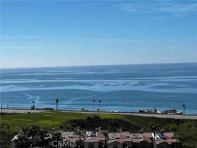 Single-family house For Sale in Malibu, California