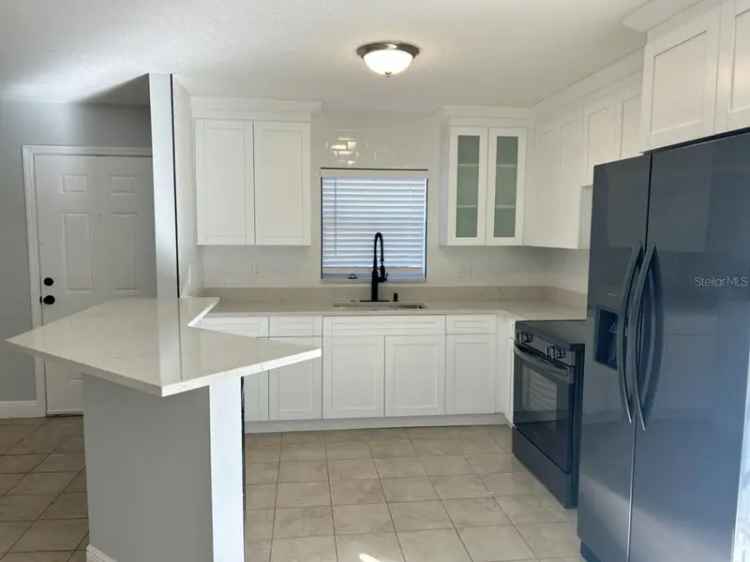 Single-family house For Sale in 2498, Melrose Avenue South, Saint Petersburg, Florida