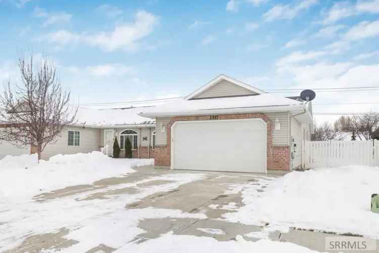 Condo For Sale in 2517, Brandon Drive, Idaho Falls, Idaho