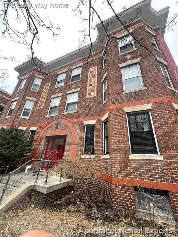 Spacious 3-Bed Apartment near Porter Square