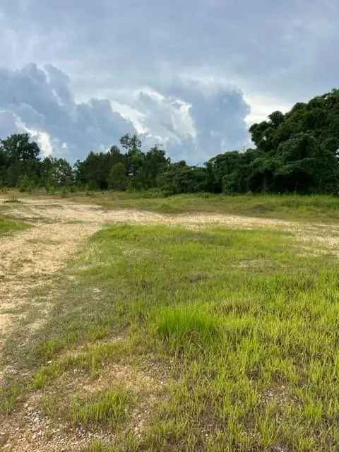 Land For Sale in Mobile, Alabama