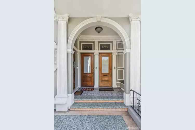 Condo For Sale in 1747, Broadway, San Francisco, California