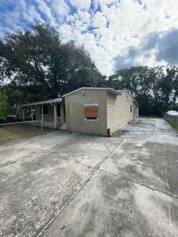 Single-family house For Sale in Orlando, Florida