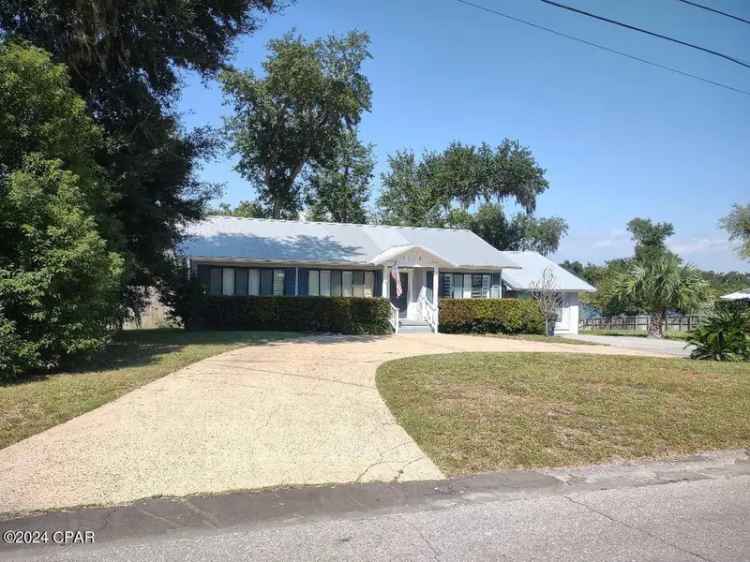 Single-family house For Sale in Panama City, Florida