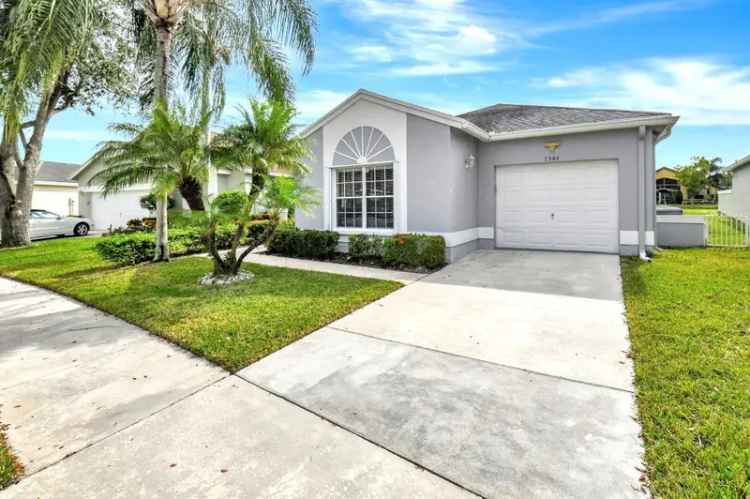 Single-family house For Sale in 7584, Mansfield Hollow Road, Florida