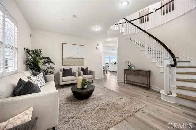 Single-family house For Sale in 16, Ventana Ridge Drive, Aliso Viejo, California