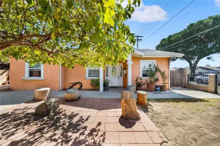 Single-family house For Sale in Los Angeles, California