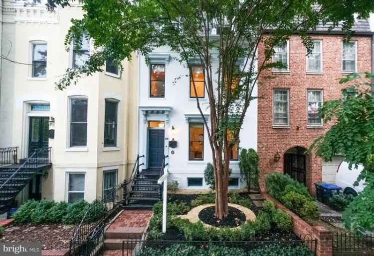 House For Sale in 21, 3rd Street Northeast, Washington, District of Columbia