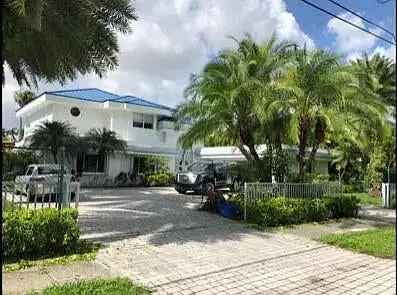 Single-family house For Sale in Fort Lauderdale, Florida