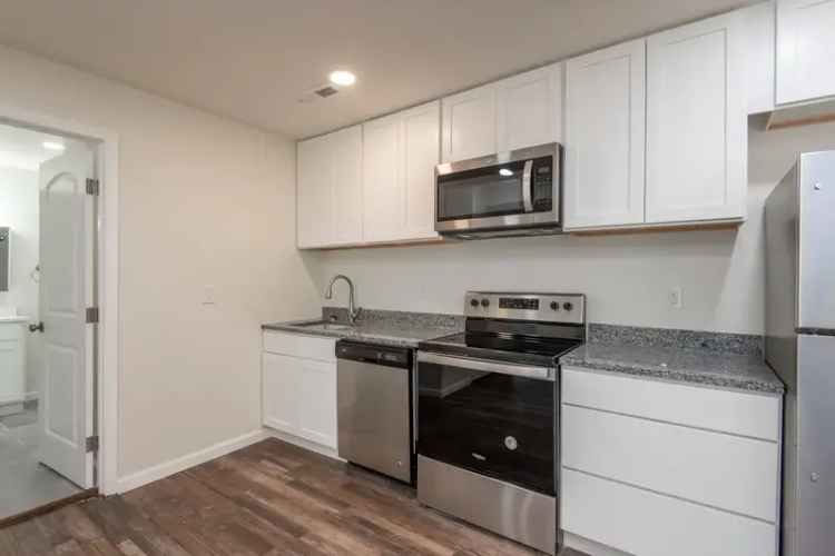 2BR Apartment for Rent Available March 7 2025