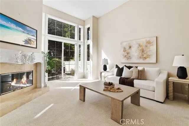 Single-family house For Sale in 1,3,5, Chandon, Newport Beach, California