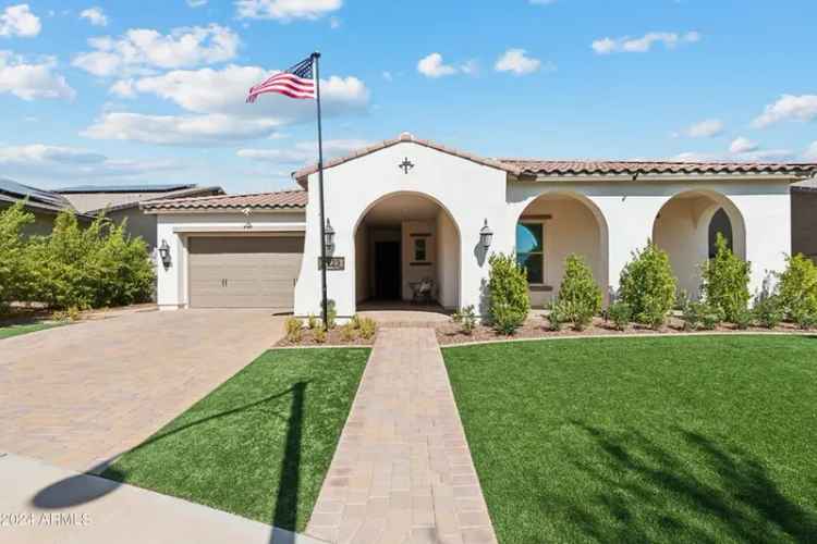 Single-family house For Sale in 2223, North Beverly Place, Buckeye, Arizona