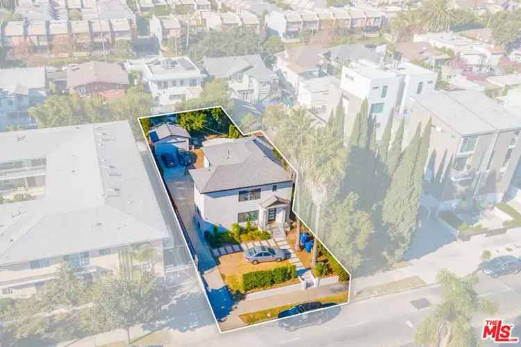 Multi-family house For Sale in 433, South Wilton Place, Los Angeles, California