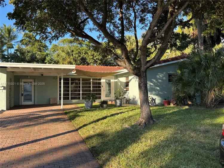 Single-family house For Sale in 1623, Southwest 4th Court, Fort Lauderdale, Florida