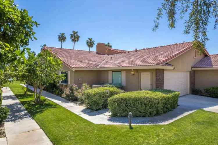 Condo For Sale in Palm Desert, California