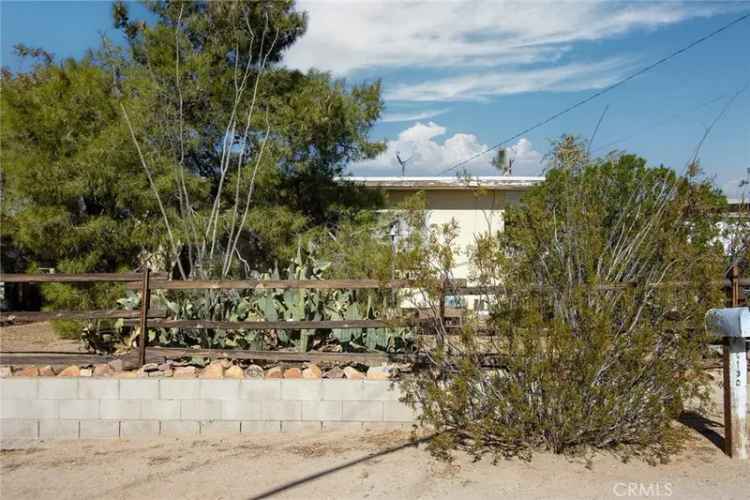 Single-family house For Sale in Joshua Tree, California