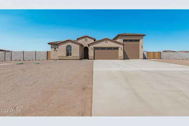 Single-family house For Sale in 29414, North 223rd Drive, Wittmann, Arizona