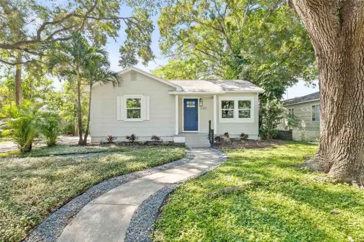 Single-family house For Sale in 3120, 6th Avenue North, Saint Petersburg, Florida