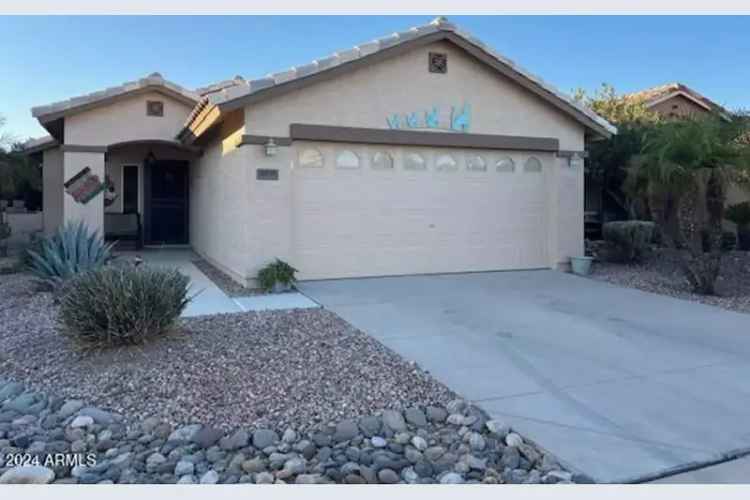 Single-family house For Sale in 23117, West Lasso Lane, Buckeye, Arizona