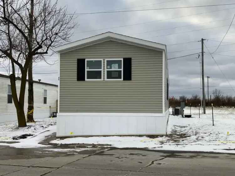 3 Bedroom 2 Bathroom Home for Rent - New Appliances and Community Amenities