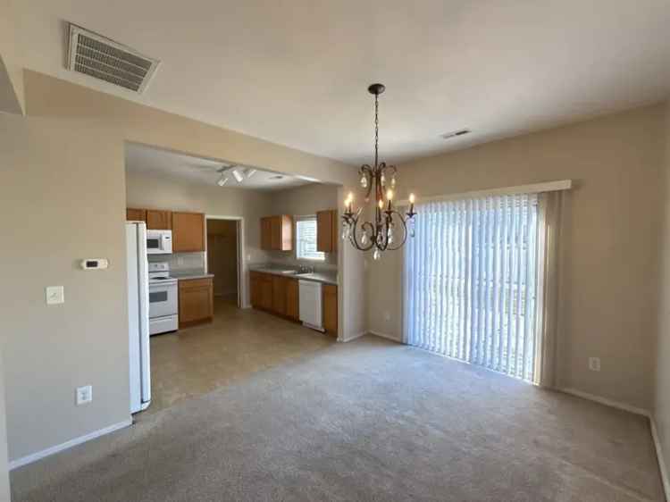 3 Bed House Near Northlake Mall Great Location