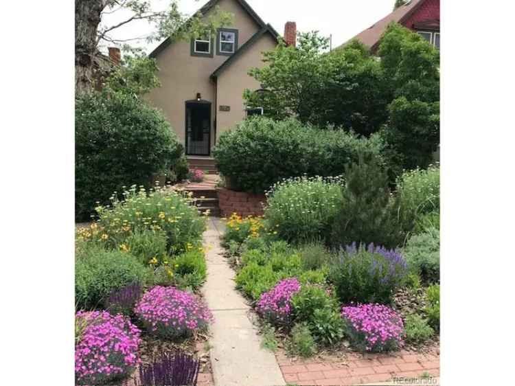 House For Sale in Denver, Colorado