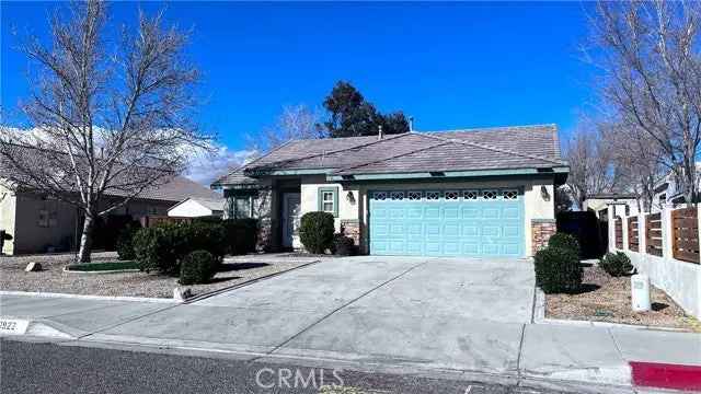 Single-family house For Sale in Adelanto, California