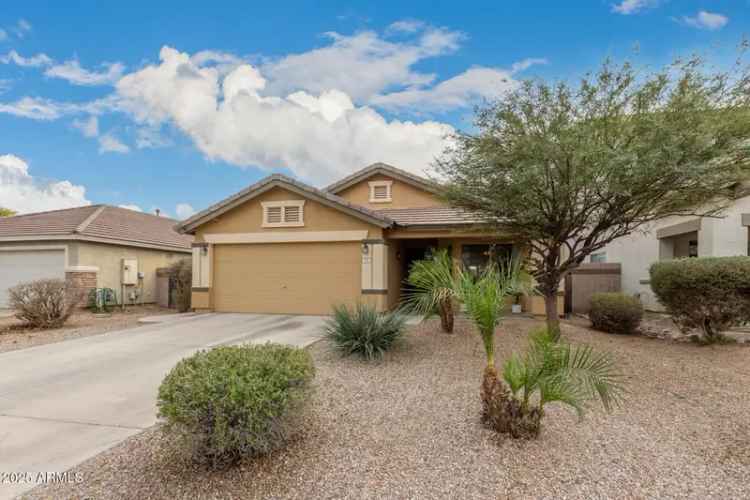 Single-family house For Sale in 851, East Bradstock Way, San Tan Valley, Arizona