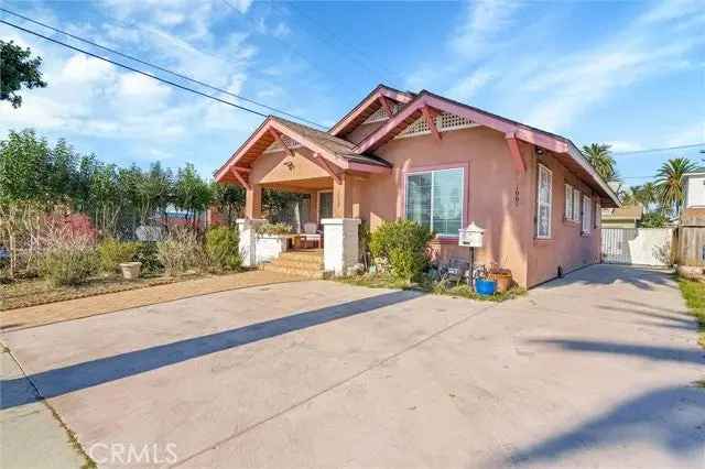 Single-family house For Sale in Los Angeles, California