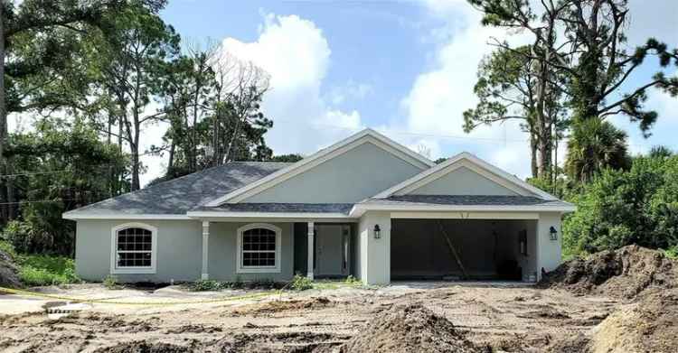 Single-family house For Sale in North Port, Florida