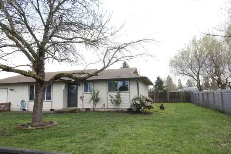 2BD 1BA Duplex in Eugene Bethel - Pet Friendly