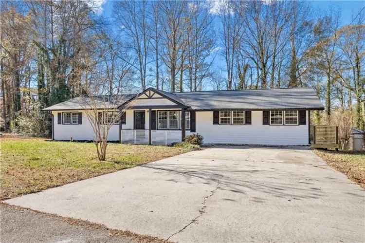 Single-family house For Sale in 111, Charles Place, Cumming, Georgia