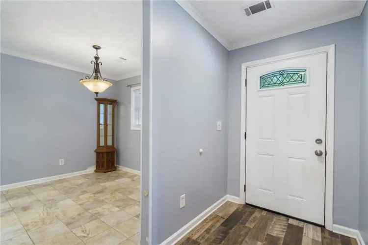 Condo For Sale in Marietta, Georgia