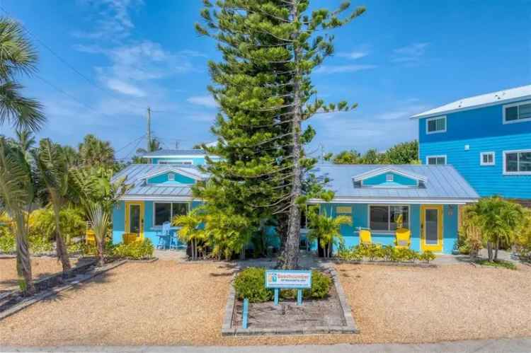 Multi-family house For Sale in Manasota Key, Florida