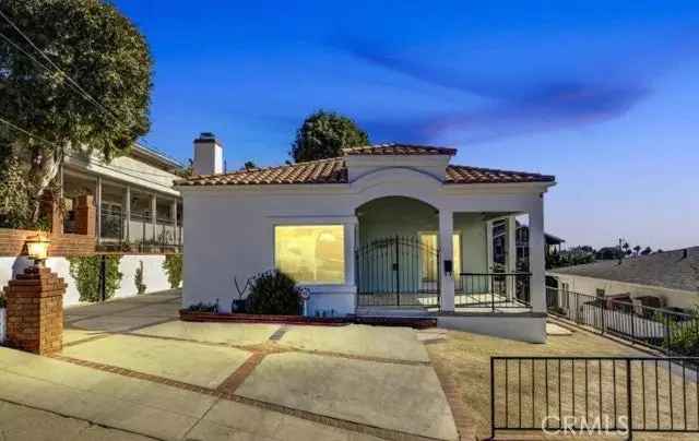 Single-family house For Sale in Los Angeles, California