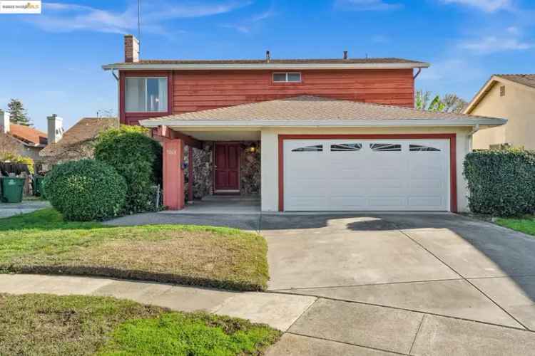 Single-family house For Sale in 3068, Reynolds Court, Fremont, California