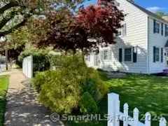 Single-family house For Sale in 2, Chidsey Avenue, East Haven, Connecticut