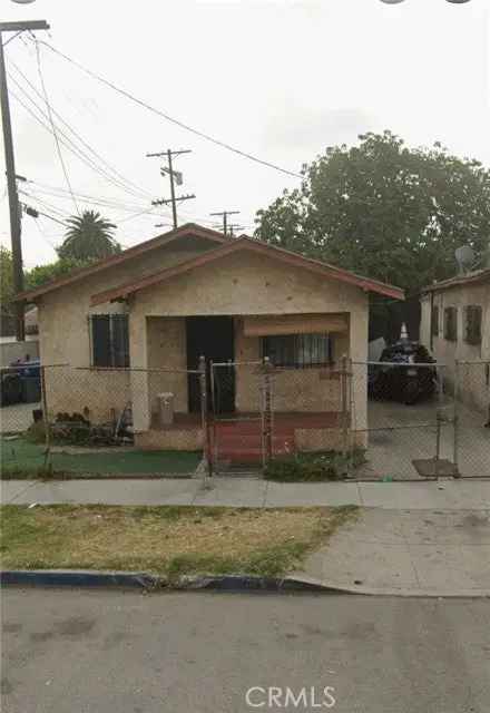 Multi-family house For Sale in Los Angeles, California