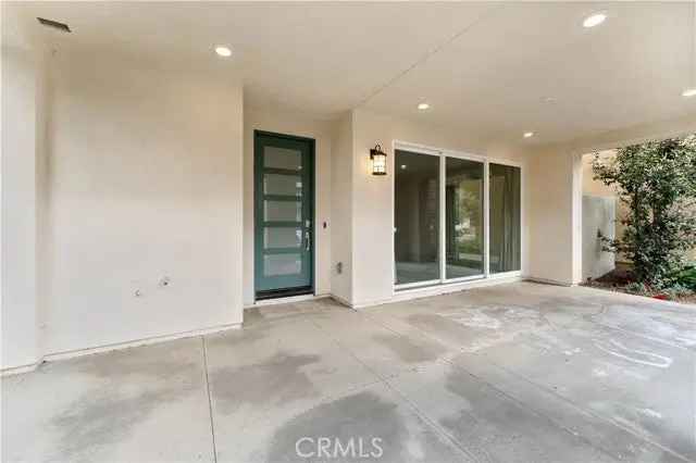 Condo For Sale in 115, Rondo, Irvine, California