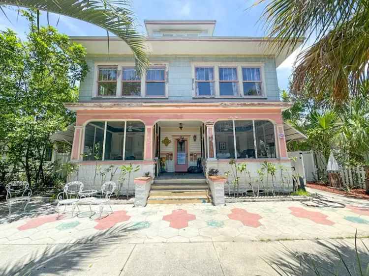 Multi-family house For Sale in 421, 10th Avenue North, Saint Petersburg, Florida